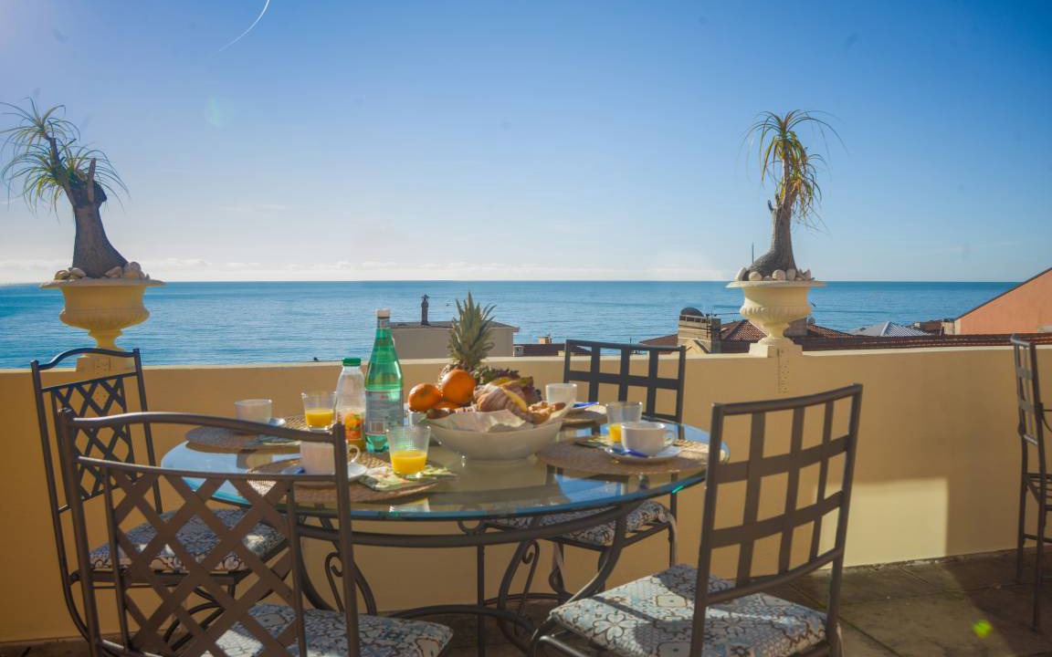 Menton Apartment | 45 m² Apartment ∙ 1 bedroom ∙ 4 guests