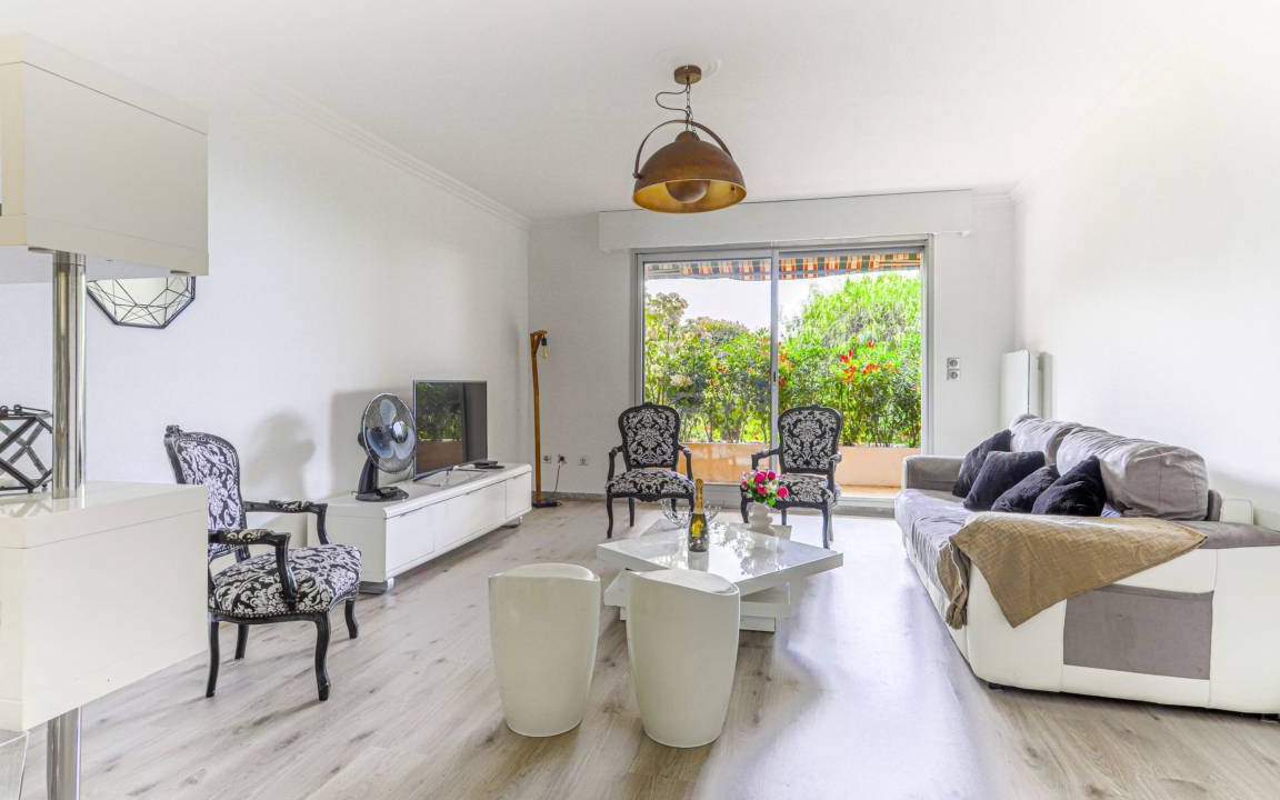 Eze House | 50 m² House ∙ 1 bedroom ∙ 4 guests