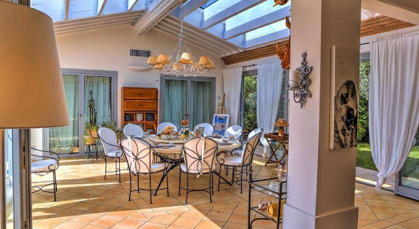 Campiglia Marittima Villa | 500 m² Villa ∙ 6 bedrooms ∙ 12 guests