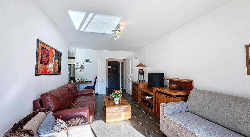 Prado - Republique Apartment | 51 m² Apartment ∙ 1 bedroom ∙ 4 guests