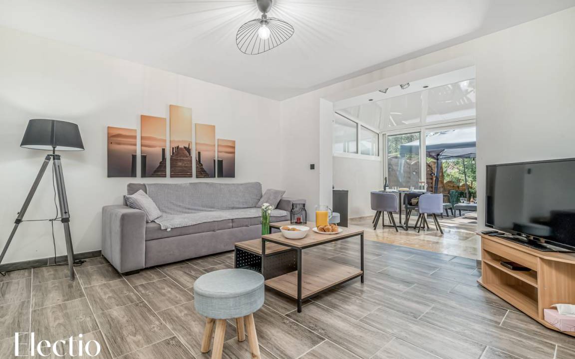 Sainte-Maxime - Saint-Tropez Apartment | 55 m² Apartment ∙ 1 bedroom ∙ 4 guests
