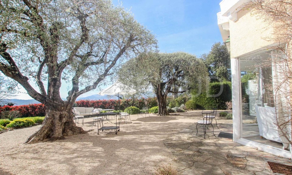 Mouans-Sartoux House | 6 room villa of 220m² with swimming pool - Mouans Sartoux