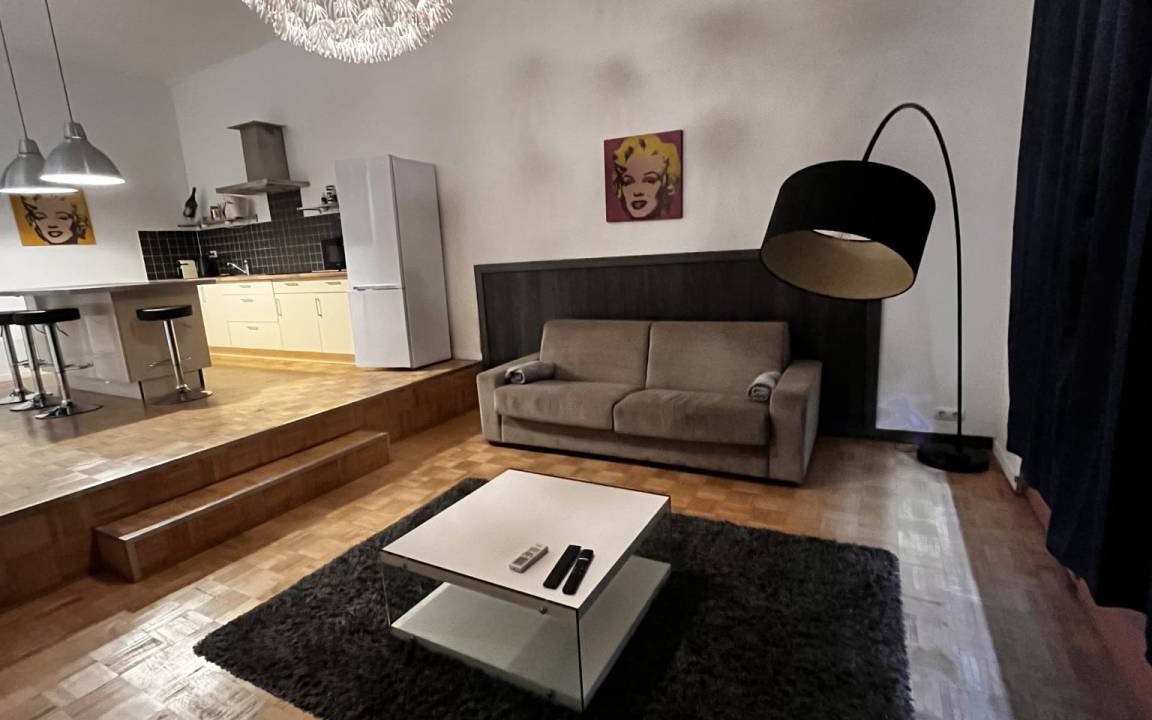 Prado - Republique Apartment | 60 m² Apartment ∙ 1 bedroom ∙ 4 guests