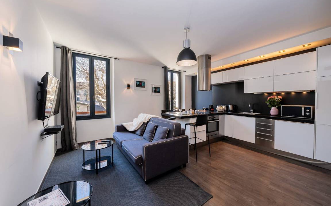 Cannes City Centre Apartment | 60 m² Apartment ∙ 2 bedrooms ∙ 6 guests
