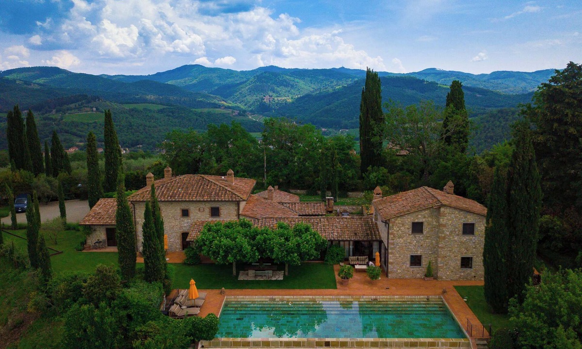 Gaiole in Chianti Villa | 600-Year Estate in the Heart of Chianti, by Cuvée