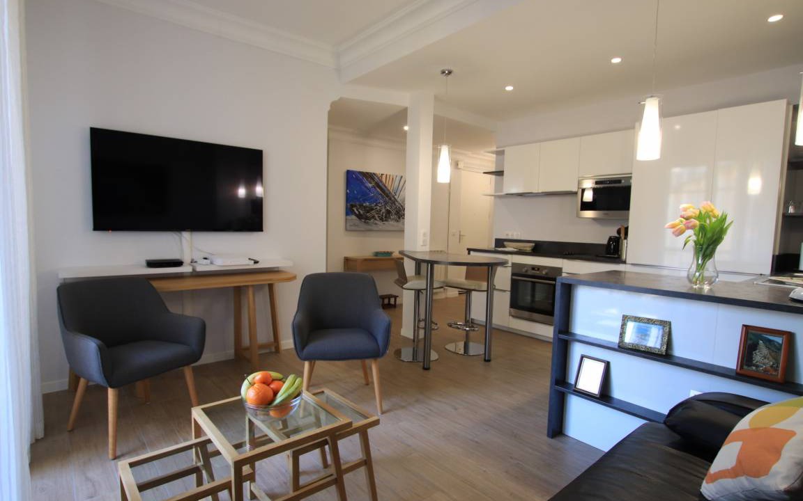 Vernier Apartment | 65 m² Apartment ∙ 2 bedrooms ∙ 4 guests