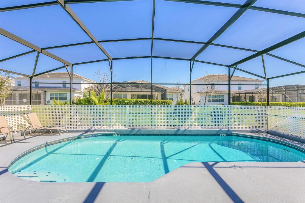 Kissimmee House | 6BR Luxury Home w Private Pool & BBQ