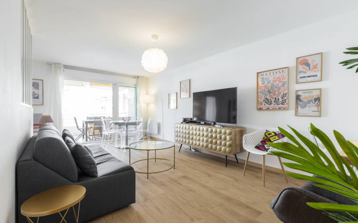 Quartier du Port Apartment | 70 m² Apartment ∙ 2 bedrooms ∙ 4 guests