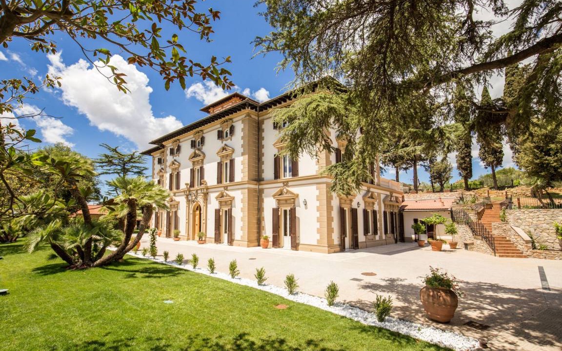 Campiglia Marittima Villa | 740 m² Villa ∙ 8 bedrooms ∙ 20 guests