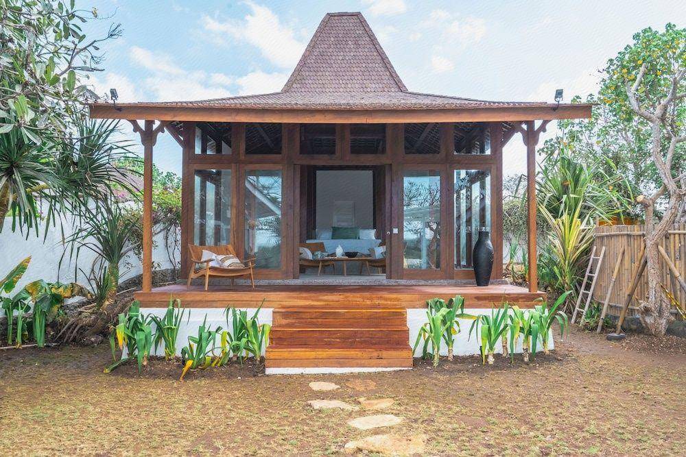 Mushroom Bay Resort | 743 m² Resort ∙ 10 guests