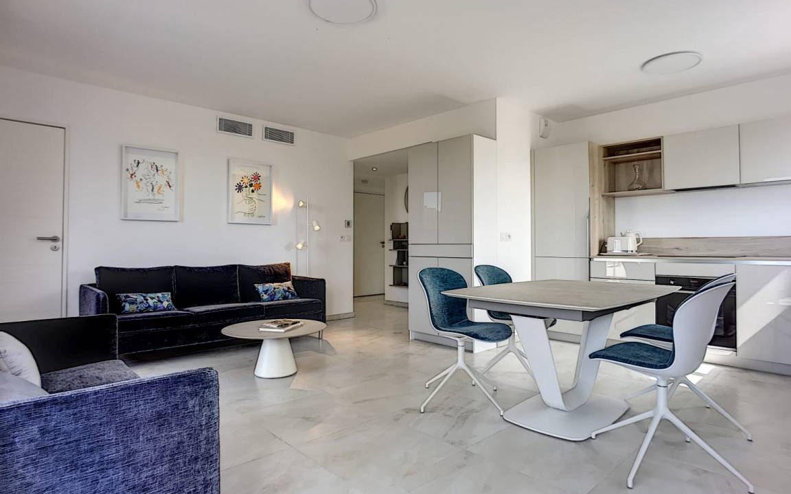 Antibes Condo | 83 m² Condo ∙ 3 bedrooms ∙ 6 guests