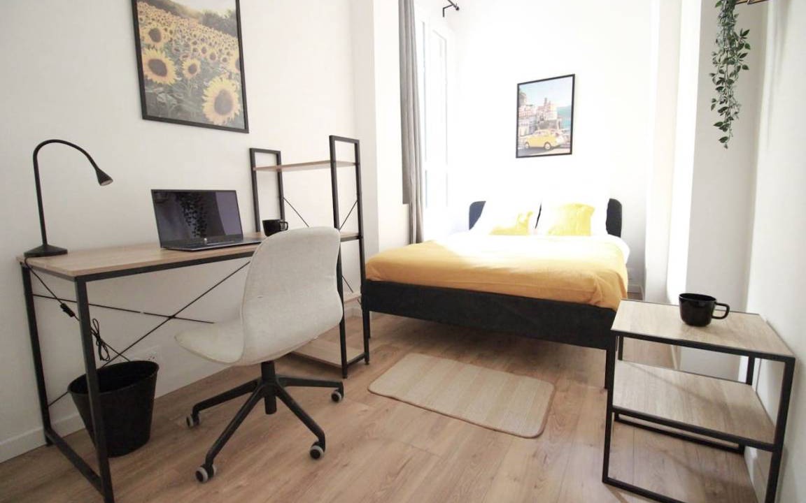 Centre Ville-Gare Resort | 95 m² Private room ∙ 1 bedroom ∙ 1 guest