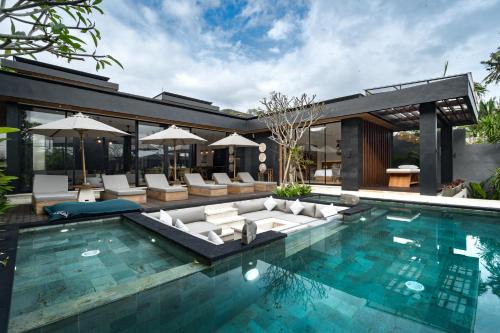 Melayang Villa | 9BR Naiba & Akari by BaliSuperHost