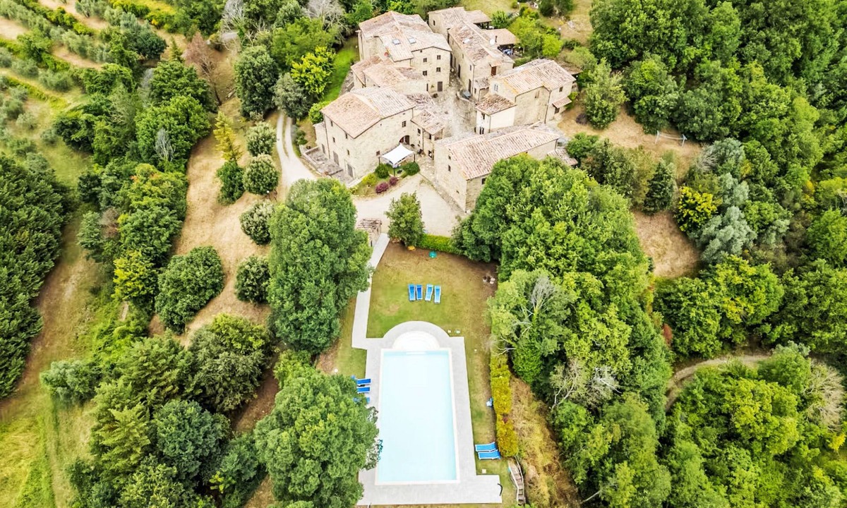 Subbiano Apartment | A Il Frassino del Borgo di Ghiora by Interhome