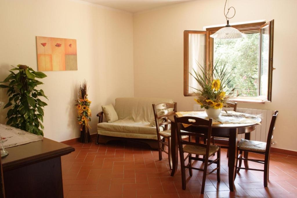 Crespina Apartment | Agriturismo La Serra - Mimose