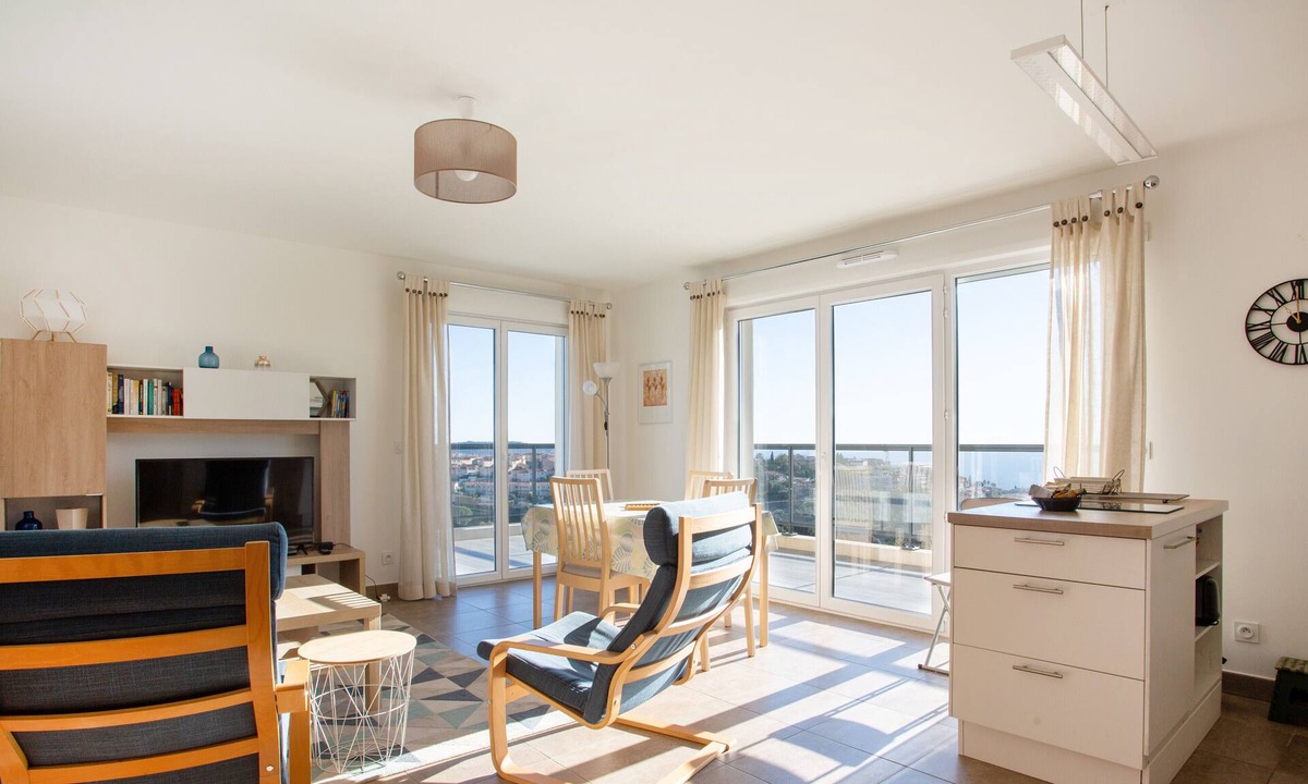 Saint Antoine Condo | Air-conditioned apartment with pool, garage in a luxury residence