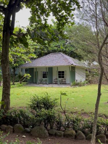Garut Hotel | Alamanda Beach Resort & Villa
