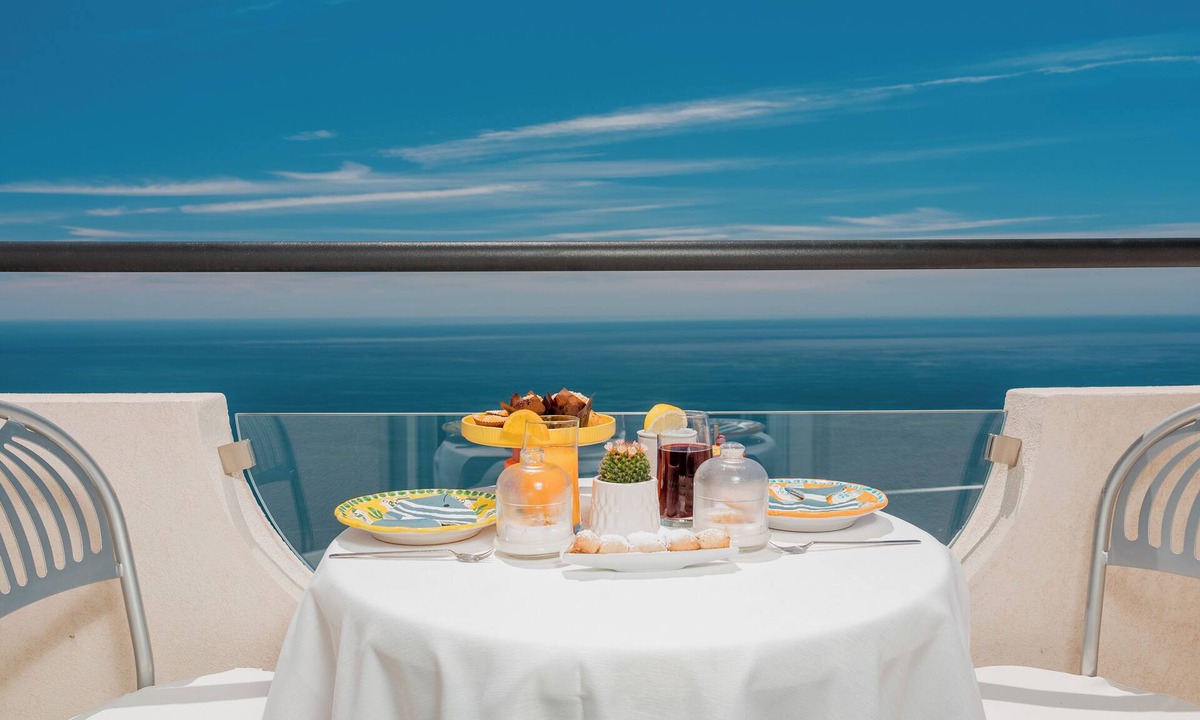 San Michele Hotel | Albergo Dipinto Bacco Furore