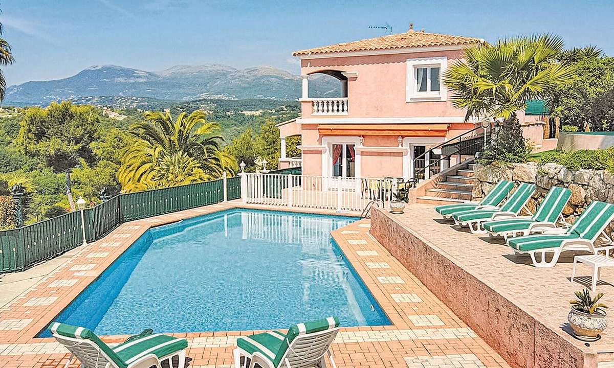 Cagnes-sur-Mer House | Amazing home in Cagnes sur Mer