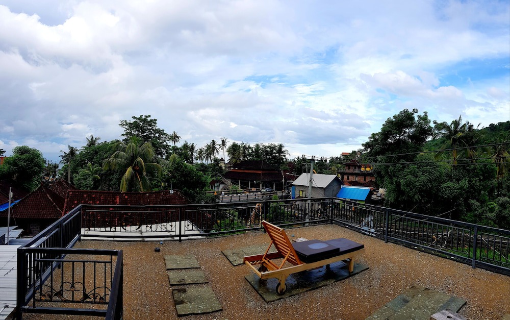 Amed Hotel | Amed Romance