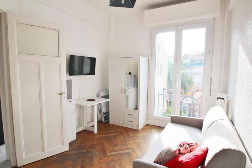 Musicians Quarter Apartment | Apartment Escurial 4 PAX WIFI FERRANDO