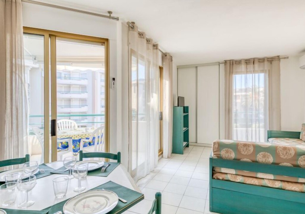 Frejus Port Apartment | Apartment L'Open in Fréjus - 4 persons, 1 bedrooms