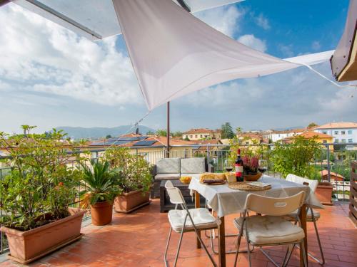 Lucca Apartment | Apartment La Rondine - LUU280 by Interhome
