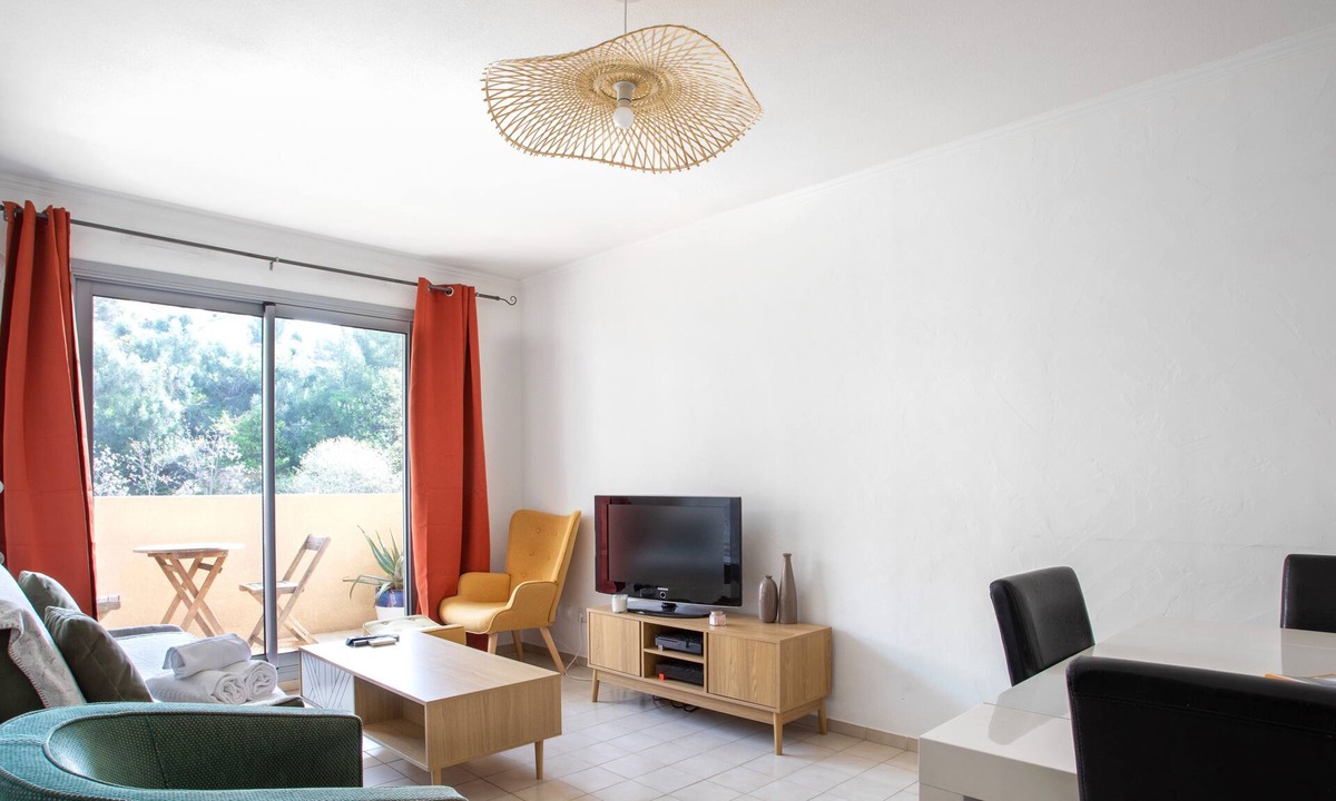 Saint Pierre de Feric Apartment | Apartment T2 with terrace sea view