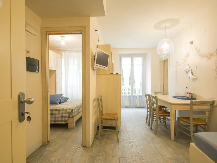 Mazzanta Apartment | Apartment Vada in Vada - 5 persons, 2 bedrooms