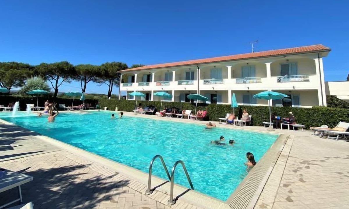 Vada Apartment | Apartment Ventola in Vada - 4 persons, 1 bedrooms