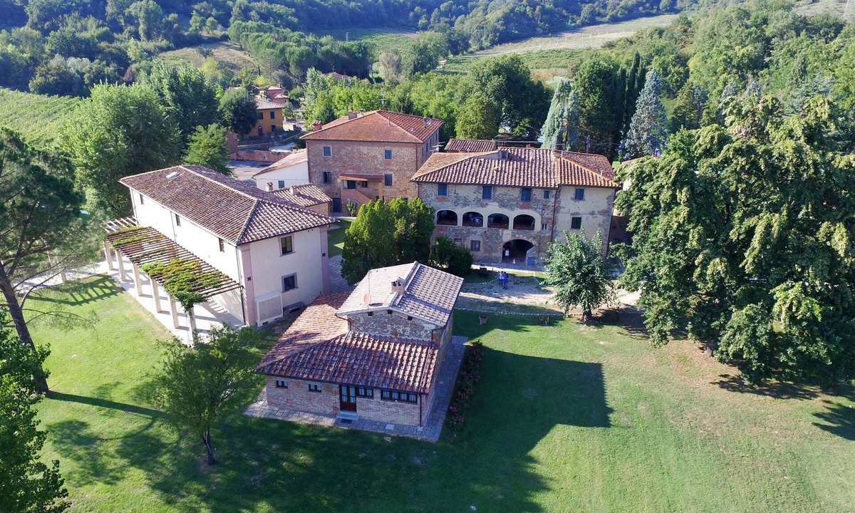 Reggello House | Apartment Viola - Farmhouse Antico Borgo La Torre