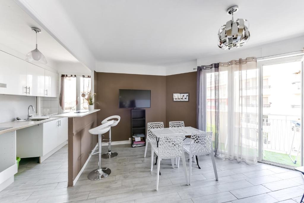 Antibes City Centre Apartment | Apartment Welkeys Antibes Wilson