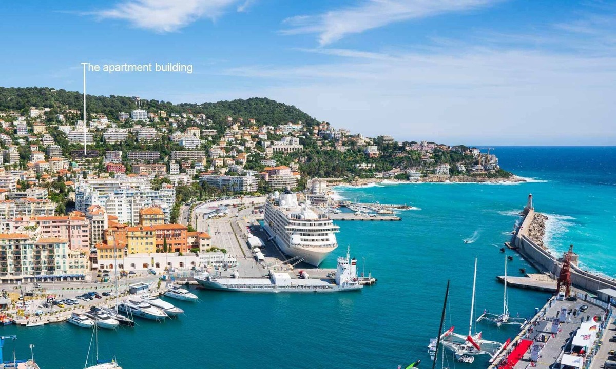 Lazaret Apartment | Apartment with a swimming pool and a beautiful view of the sea, city & mountain.