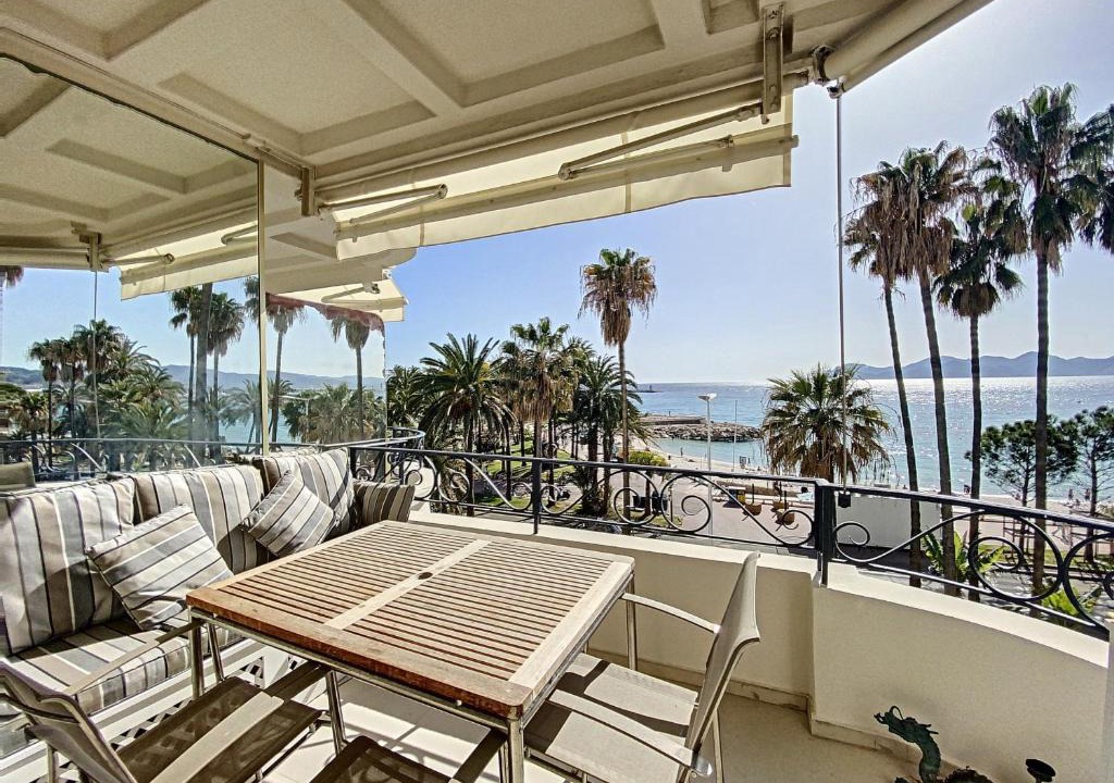 Pointe Croisette Apartment | Appartement Cannes, 3 pièces, 4 personnes - FR-1-470-1
