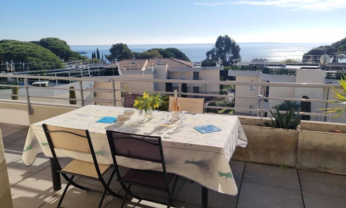 La Nartelle Apartment | Apt With Pool Magnificent Sea View, 80m To Beach