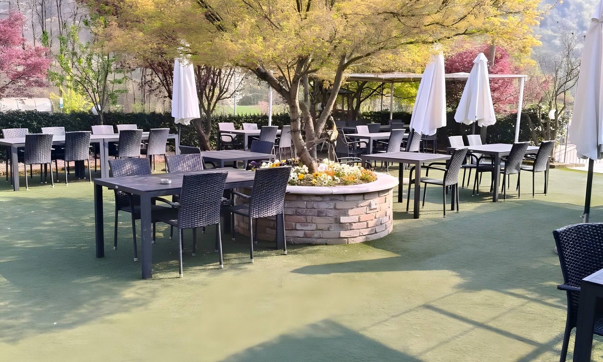 Carpeneda Apartment | Arcadia Opale Apartment with Mountain View, Wi-Fi, and Air Conditioning