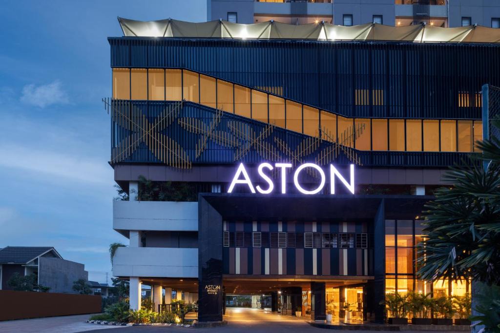Pondok Ranji Hotel | Aston Bintaro Hotel & Conference Center