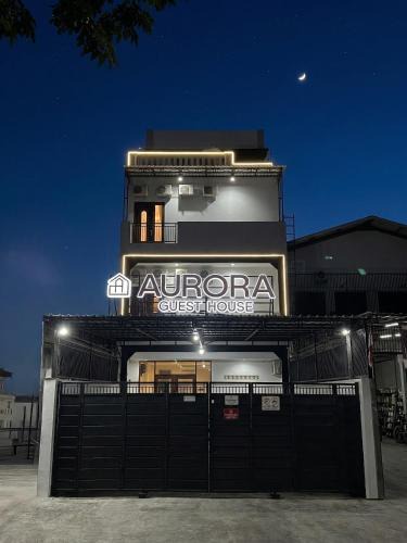 Surabaya Hostel | Aurora House Surabaya