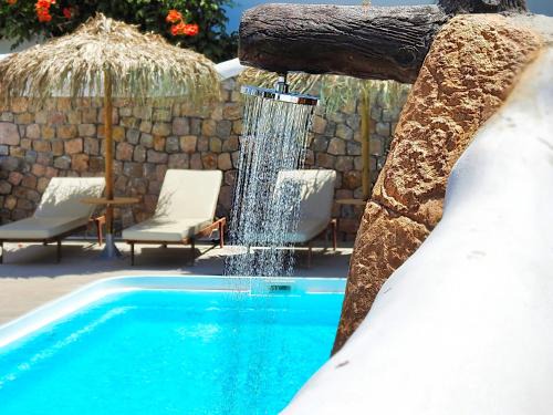 Kamari Hotel | Avraki