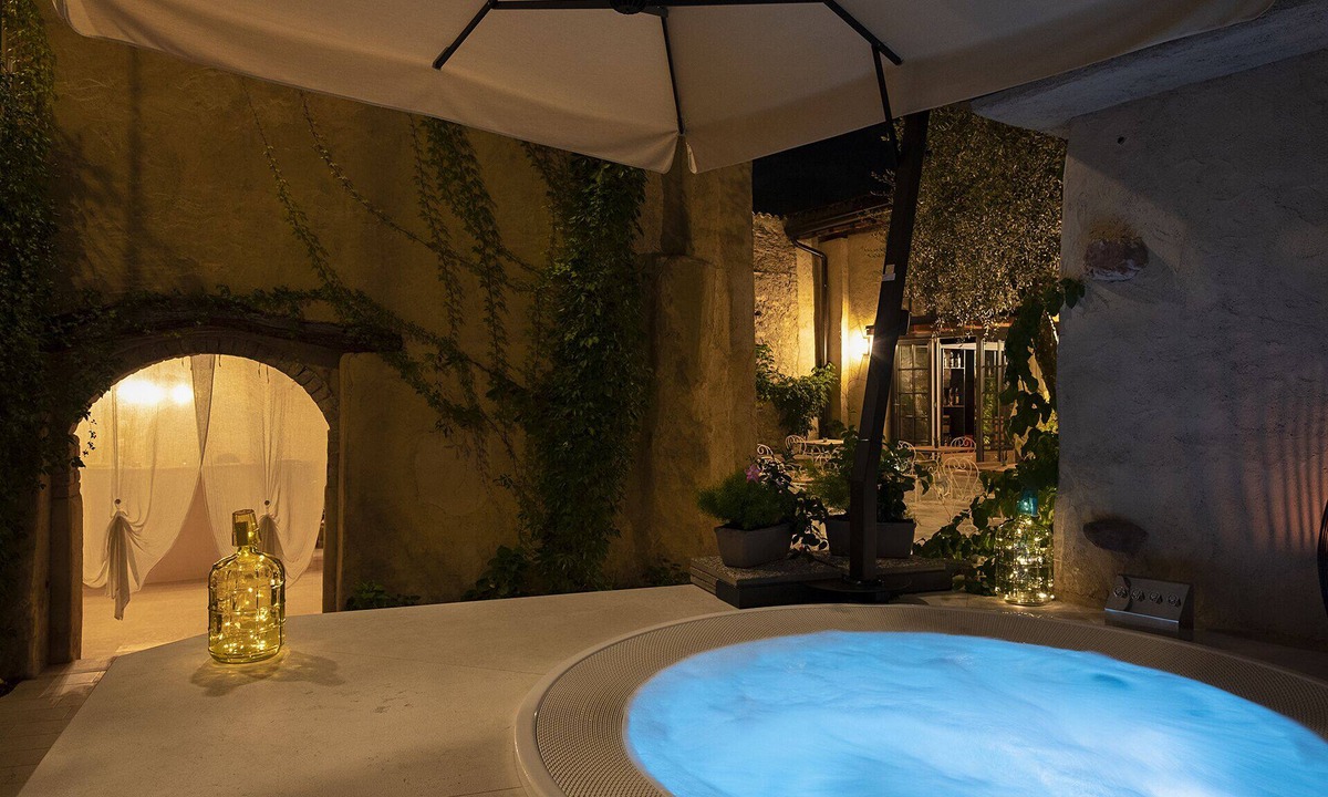 Villavetro Bed & Breakfast | B&B Corte Alma Spa and Luxury Home