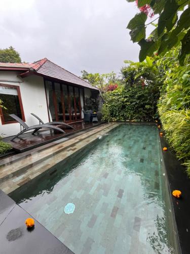 Penestanan Villa | Badra House Hibiscus