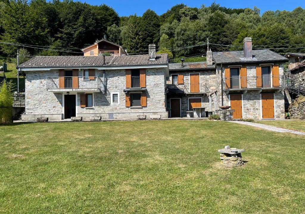Tronzano Lago Maggiore Villa | Baita Primula