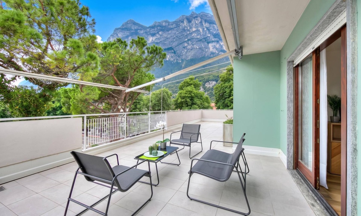 Riva del Garda Apartment | Balcone Sui Tigli - Apartment with Large Terrace, Riva del Garda, Italy