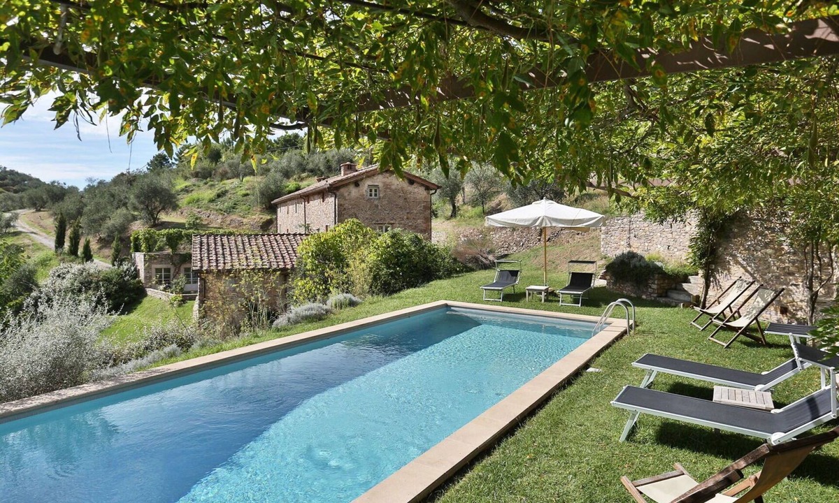 Vorno Villa | Beautiful private villa with A/C, private pool, WIFI, TV, terrace and panoramic view, close to L.