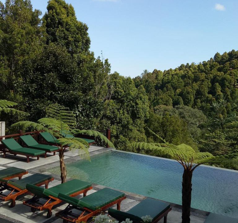 Munduk Hotel | BINTANG MUNDUK