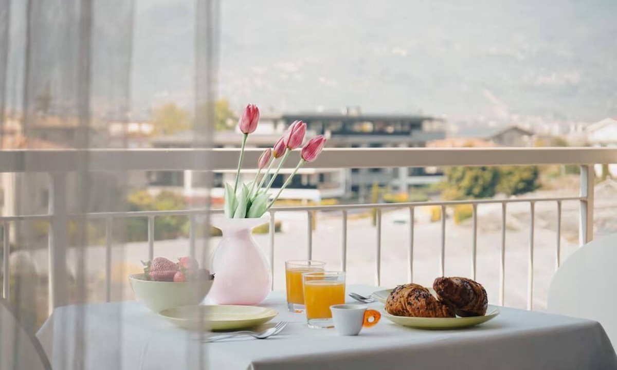 Riva del Garda Apartment | Birch Tree Apartment - Peaceful & Happy Stay