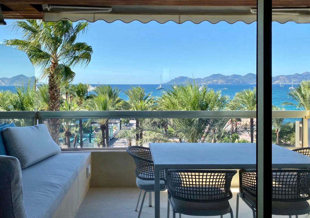 Pointe Croisette Apartment | Blvd De La Croisette 82A, Cannes, La Réale