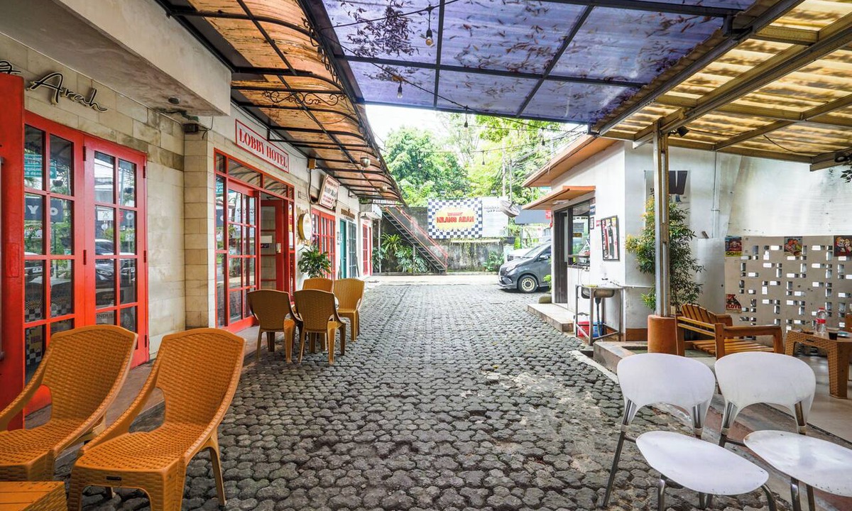 Bogor Tengah House | Bogor Guesthouse by ARBA