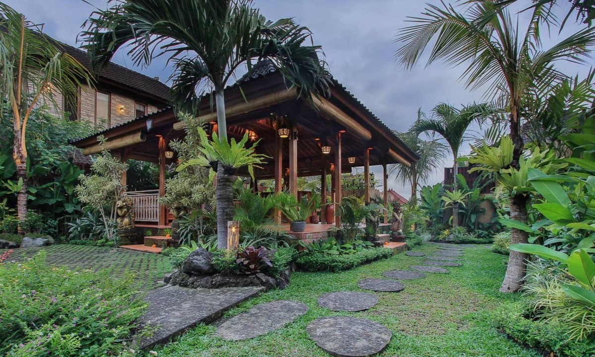 Sayan Villa | Candy Beautiful Two Bedroom Pool Villa