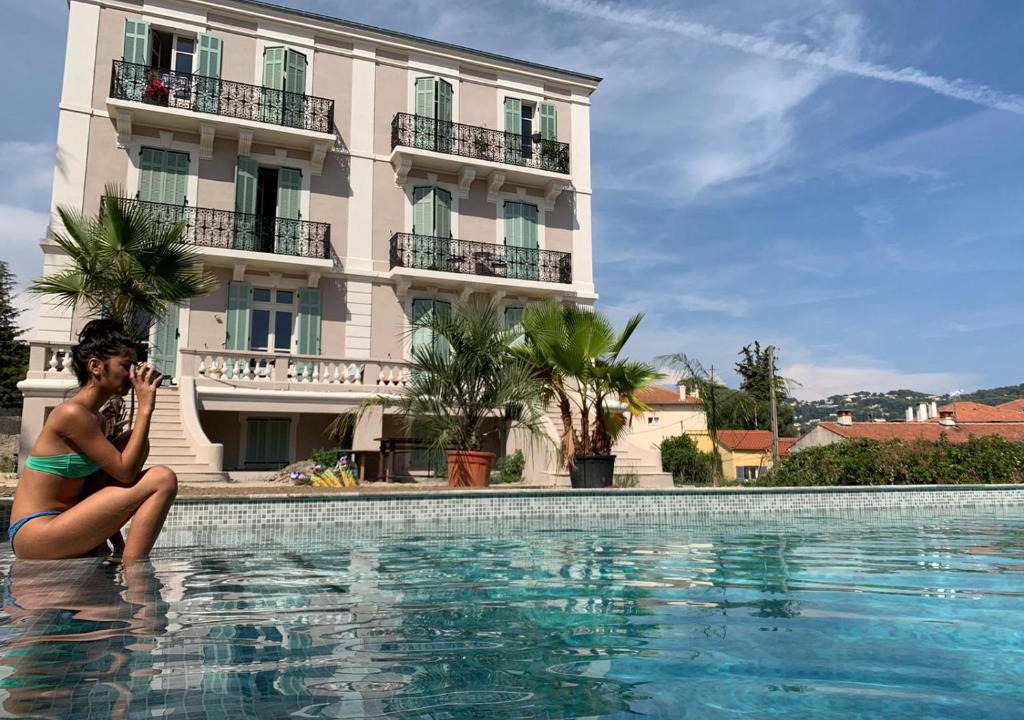 Carnot Apartment | Cannes 2 pieces de 49 m2 ,piscine. Jardin privatif